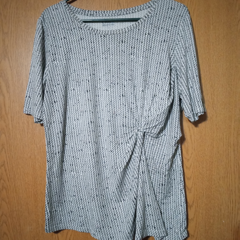 Croft & Barrow Monochrome Textured Short Sleeve Top